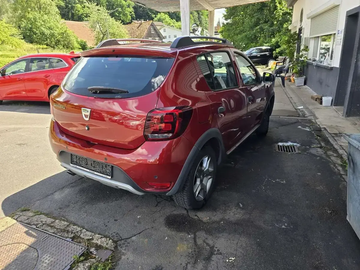 Gebraucht Dacia Sandero Stepway 90 PS (66 kW) 2019 Kirchrot Limousine