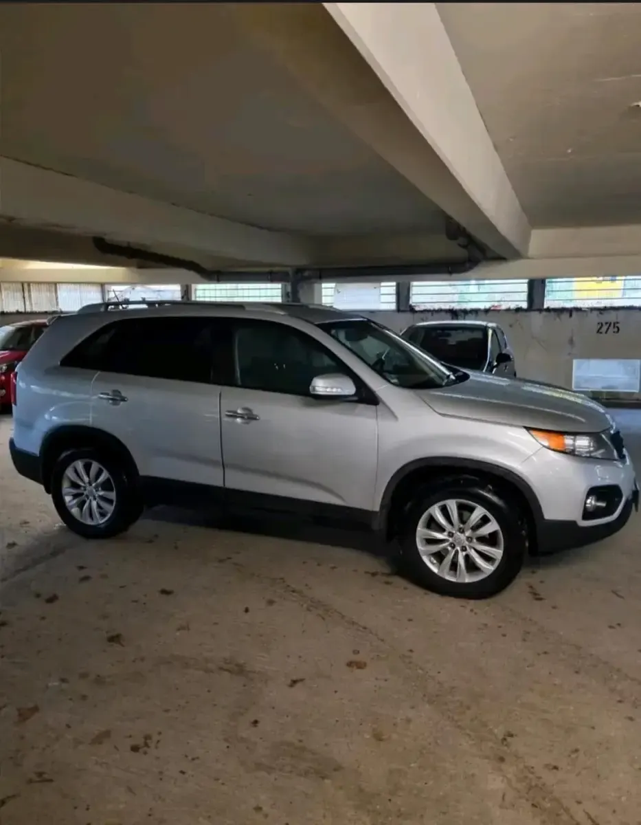 Gebraucht Kia Sorento 230 PS (169 kW) 2010 Silber SUV