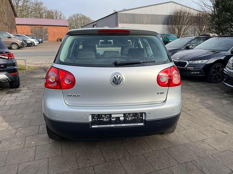 Gebraucht VW Golf IV Trendline 90 PS (66 kW) 2004 Silber Limousine