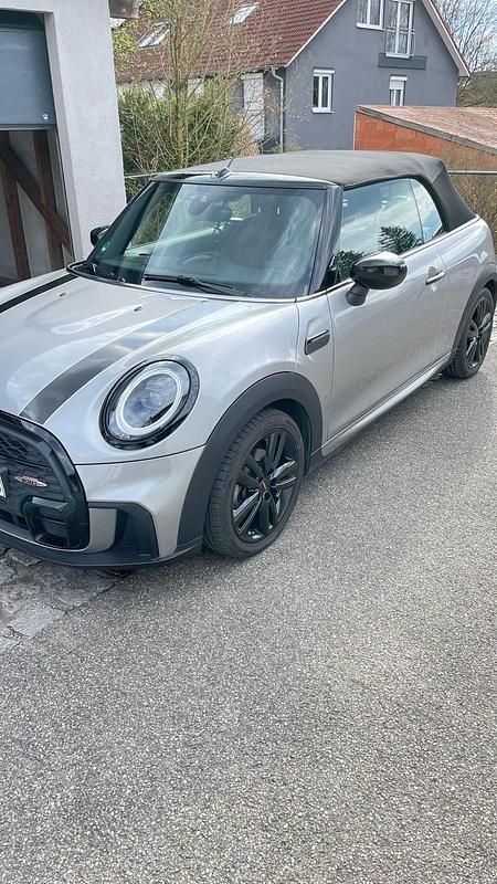 Gebraucht Mini Cooper Cabriolet 100 PS (73 kW) 2023 Silber Cabrio