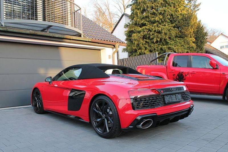 Gebraucht Audi R8 Spyder Performance 570 PS (419 kW) 2022 Rot Cabrio
