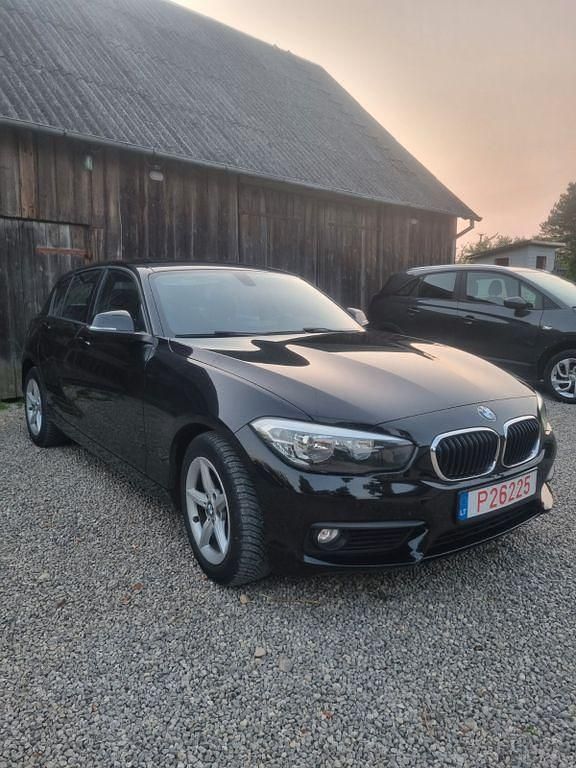 Schwarz Gebraucht 2016 BMW 118 Advantage Kleinwagen | 9.100 € (Etwas zu teuer) - Bild 1/4