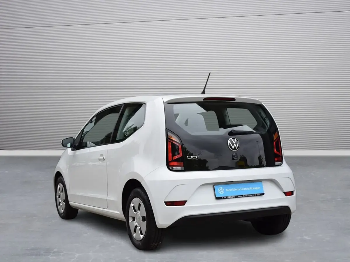 Gebraucht VW up! move up! 65 PS (47 kW) 2023 Weiß Kleinwagen