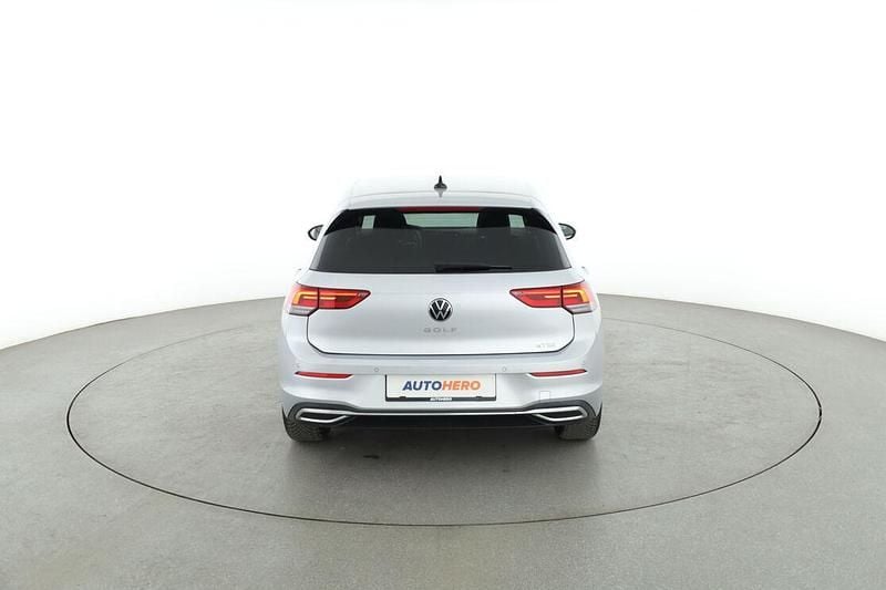 Gebraucht VW Golf VIII Active 2022 Grau Limousine