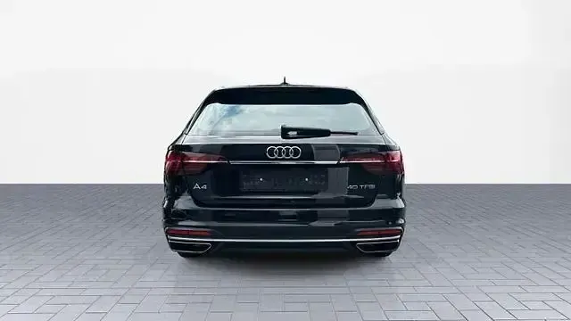 Gebraucht Audi A4 Comfort 190 PS (139 kW) 2019 Mythosschwarzmet Kombi