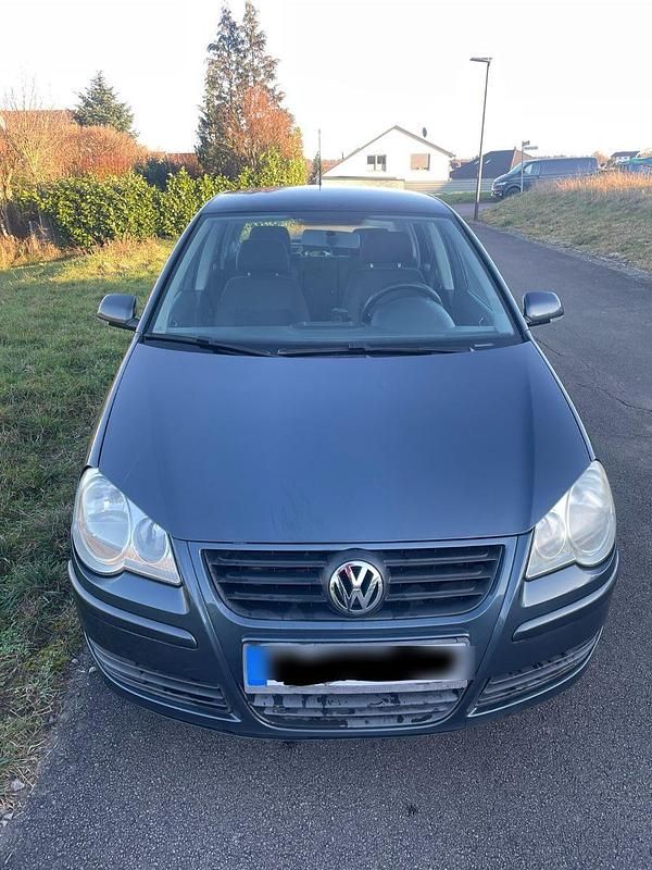 Grau Gebraucht 2006 VW Polo Comfortline Limousine | 1.700 € (Guter Preis) - Bild 1/4