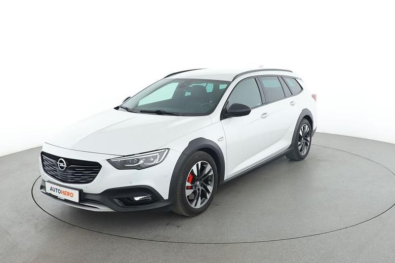 Weiß Gebraucht 2018 Opel Insignia Country Tourer Exklusiv Kombi | 20.810 € (Fairer Preis) - Bild 1/3
