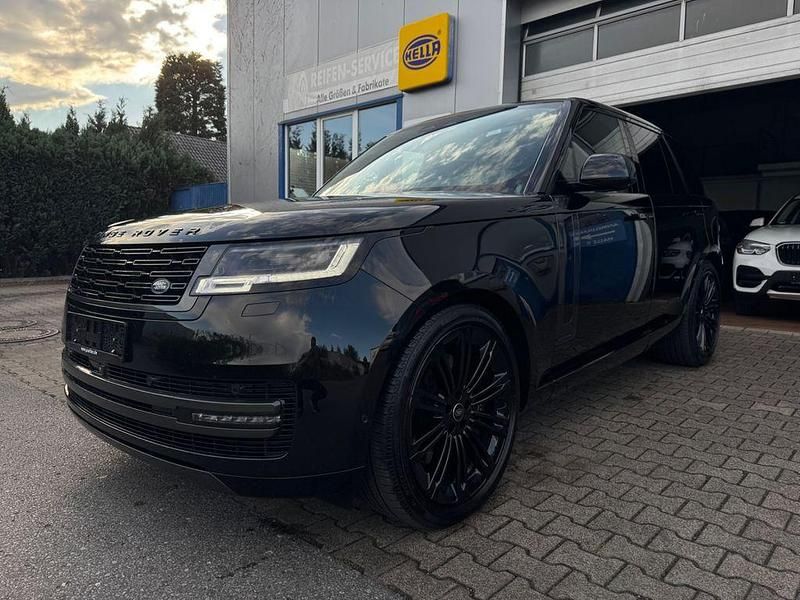 Santorini black Gebraucht 2025 Land Rover Range Rover Autobiography SUV | 182.899 € - Bild 1/4