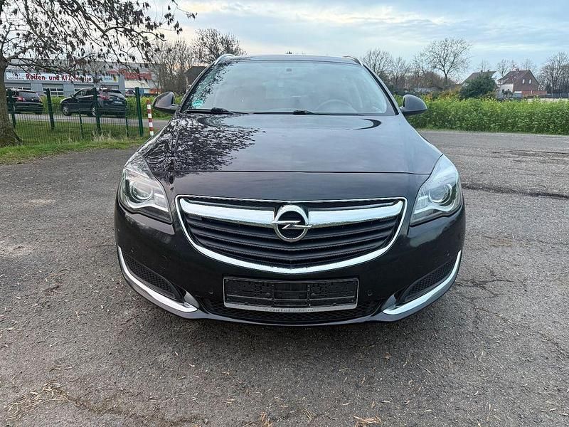 Schwarz Gebraucht 2016 Opel Insignia Edition Kombi | 4.990 € (Guter Preis) - Bild 1/4