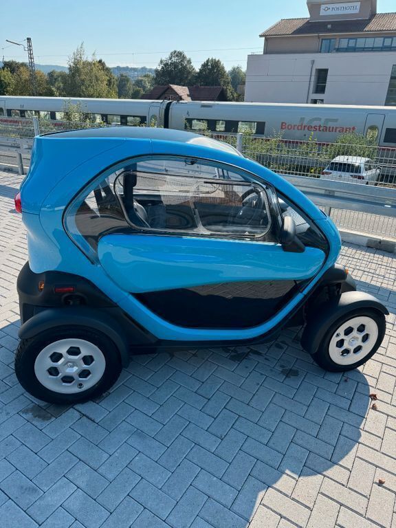 Blau Gebraucht 2022 Renault Twizy Life Kleinwagen | 8.499 € - Bild 1/4