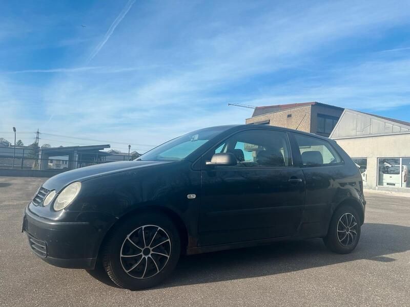 Schwarz Gebraucht 2003 VW Polo Kleinwagen | 250 € (Superpreis) - Bild 1/4