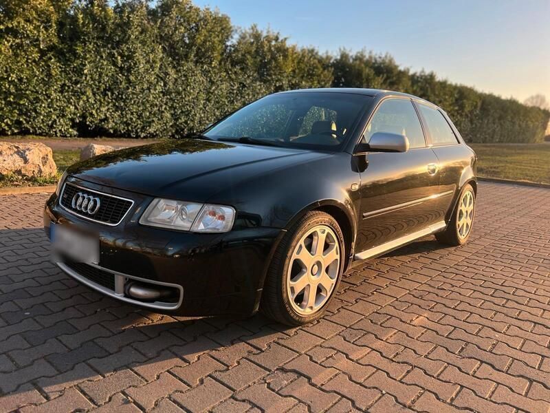 Schwarz Gebraucht 2000 Audi S3 Performance Limousine | 5.600 € (Guter Preis) - Bild 1/4