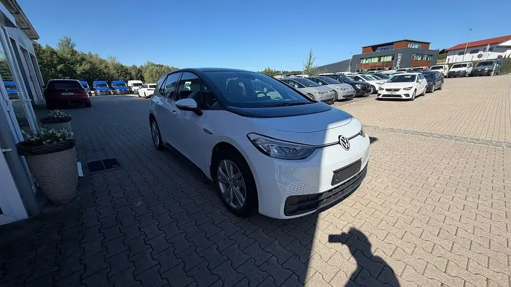 Gebraucht VW ID.3 Pro Performance 150 kW (204 PS) 2023 Weiß Kleinwagen