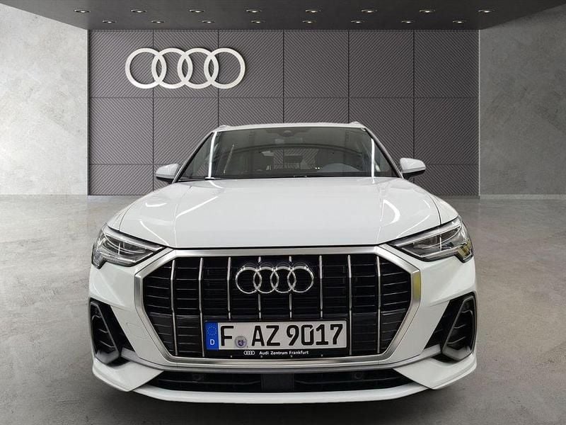 Gebraucht Audi Q3 Ambiente 150 PS (110 kW) 2025 Gletscherweiß metallic SUV