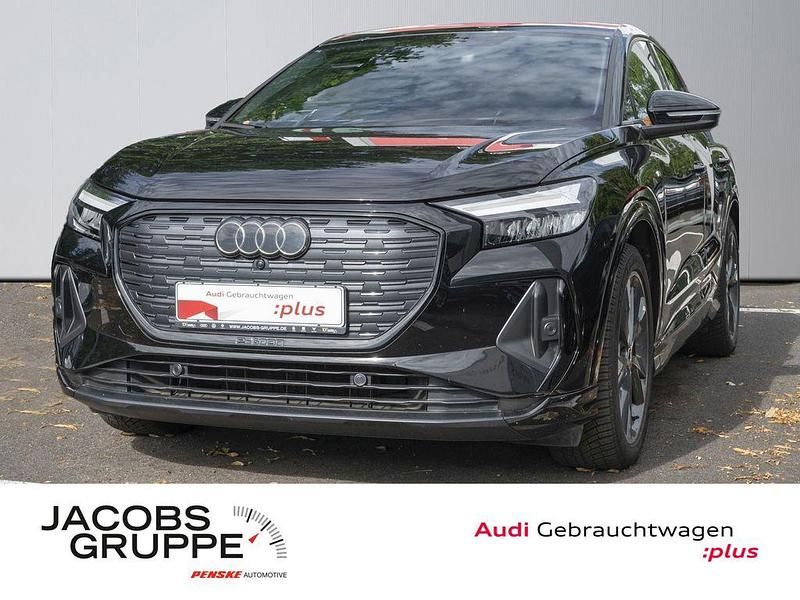 Mythosschwarz metallic Gebraucht 2022 Audi Q4 Sportback e-tron Comfort SUV | 27.930 € (Etwas zu teuer) - Bild 1/4