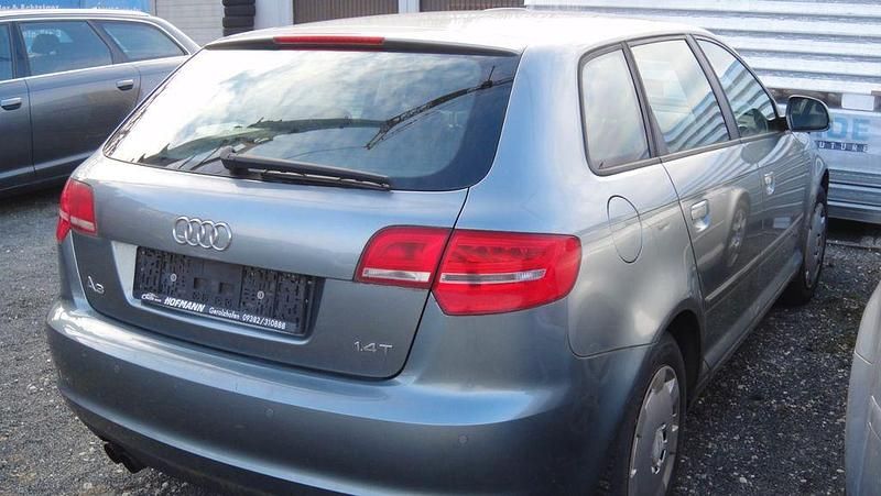 Gebraucht Audi A3 Attraction 125 PS (91 kW) 2009 Grau Kleinwagen