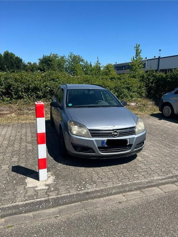 Silber Gebraucht 2006 Opel Astra Kombi | 1.200 € (Guter Preis) - Bild 1/1