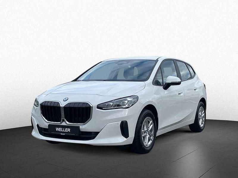 Gebraucht BMW 218 150 PS (110 kW) 2023 Weiß Van / Kleinbus