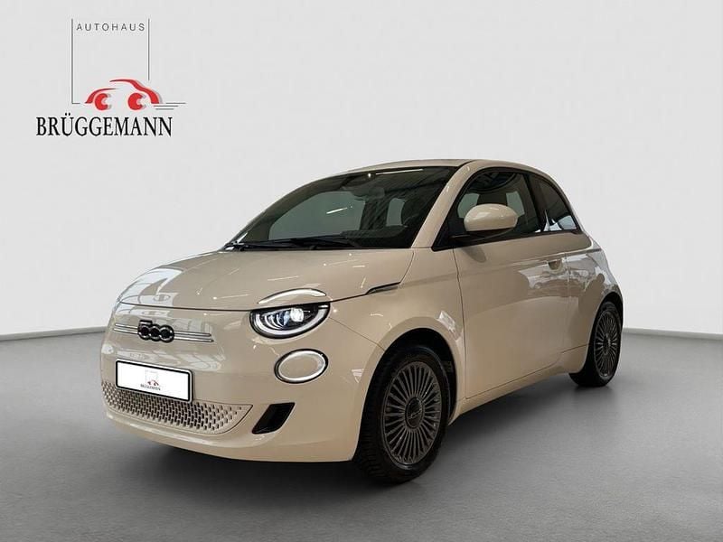 Weiß Gebraucht 2022 Fiat 500e Icon Kleinwagen | 17.990 € (Guter Preis) - Bild 1/4