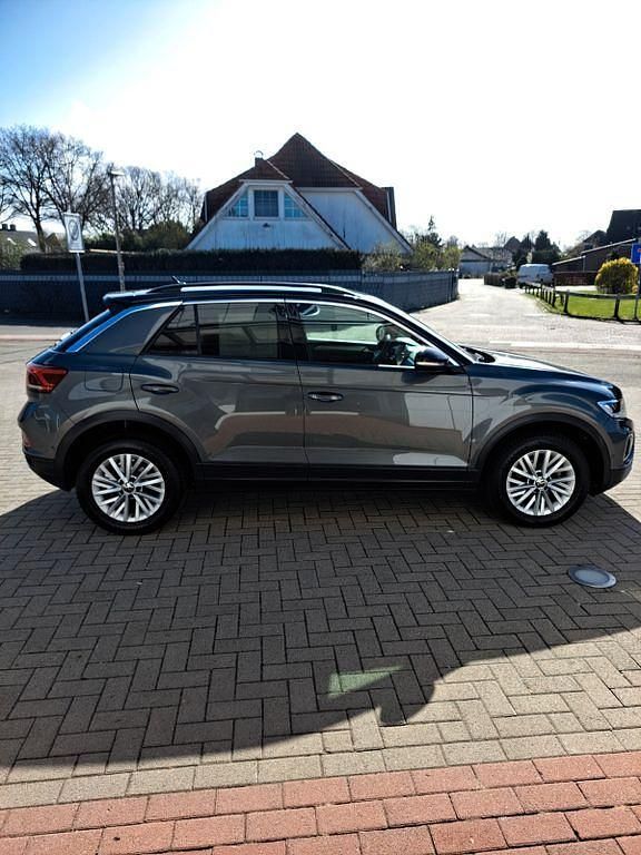 Gebraucht VW T-Roc Life 110 PS (80 kW) 2023 Grau SUV