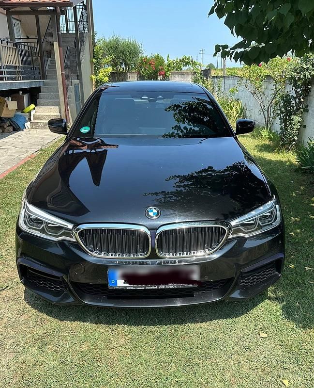 Schwarz Gebraucht 2019 BMW 530 Comfort Edition Limousine | 28.000 € - Bild 1/4