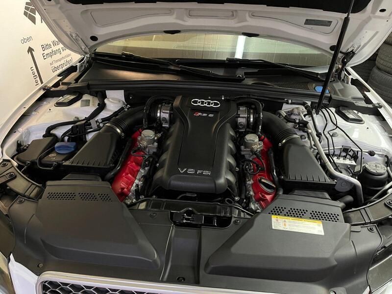 Weiß Gebraucht 2010 Audi RS5 Coupé | 35.000 € (Fairer Preis) - Bild 1/4