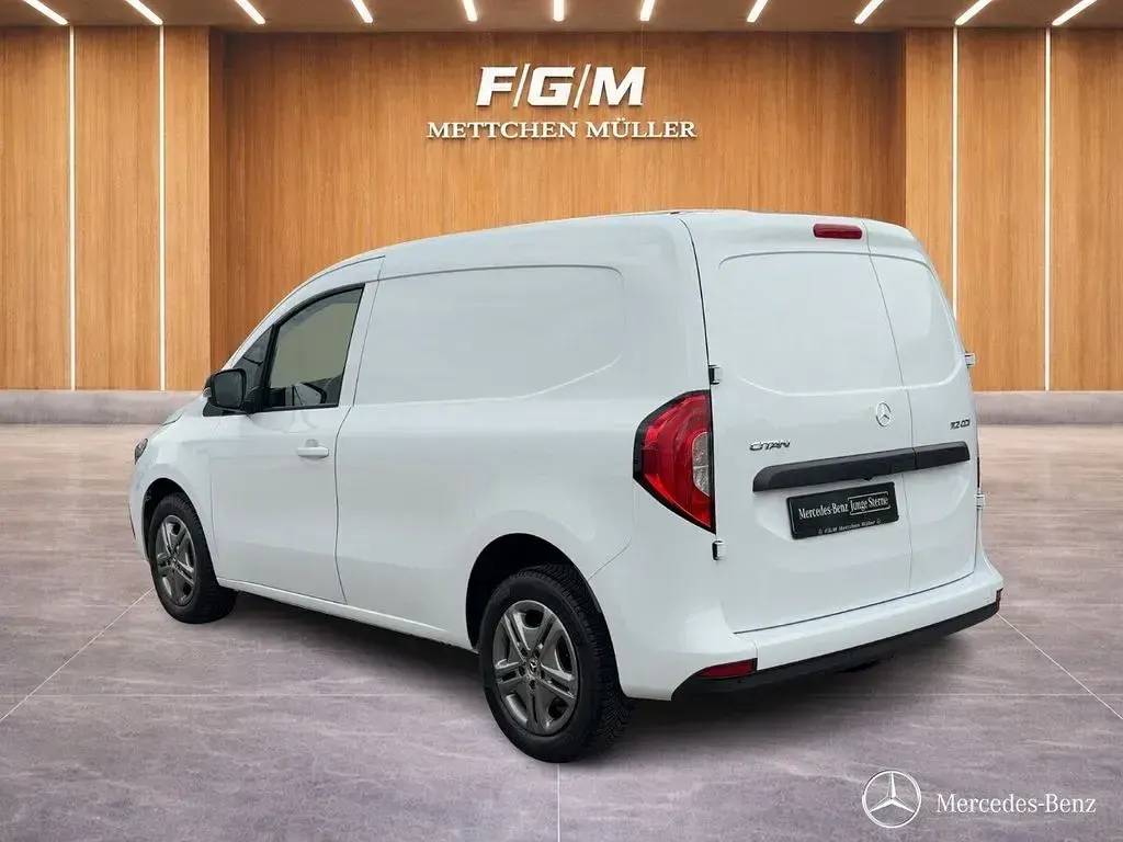 Gebraucht Mercedes Citan 112 116 PS (85 kW) 2025 Weiß Van / Kleinbus