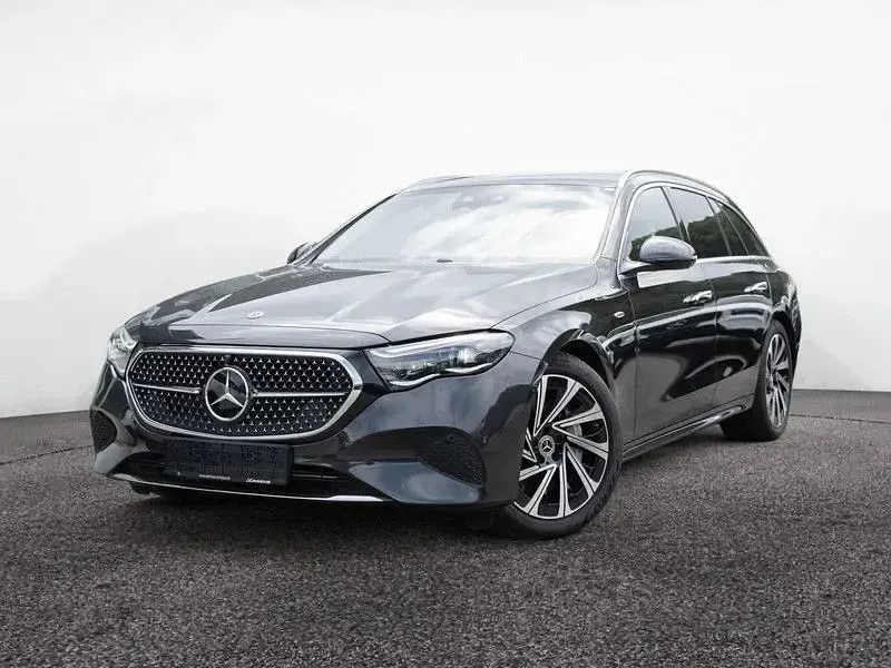Gebraucht Mercedes E300 Avantgarde 197 PS (144 kW) 2025 Grau metalliclack graphitgrau Kombi