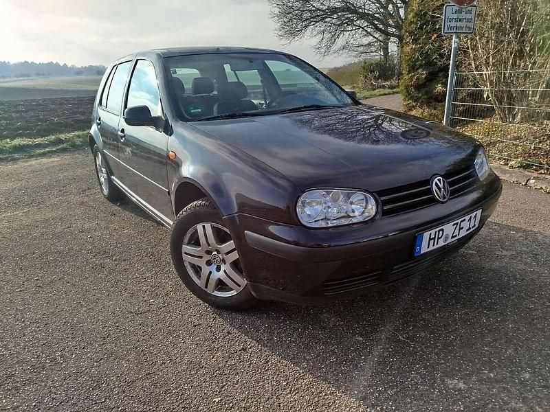 Gebraucht 2001 VW Golf IV Edition Limousine | 999 € - Bild 1/4
