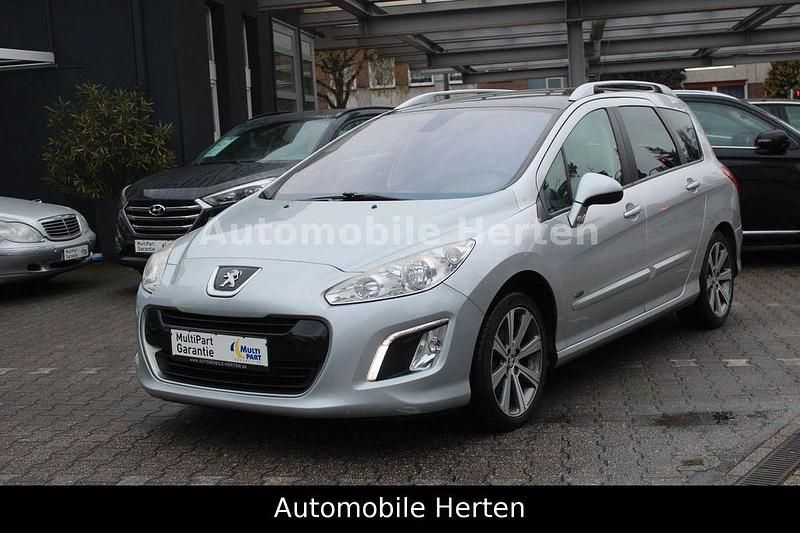 Gebraucht Peugeot 308 SW Family 120 PS (88 kW) 2012 Grau Kombi