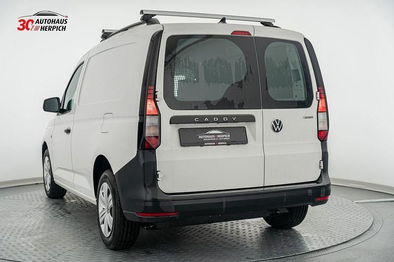 Neu VW Caddy 122 PS (89 kW) 2025 Candyweiã Van / Kleinbus