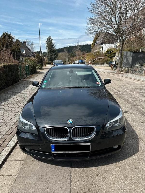 Gebraucht BMW 520 170 PS (125 kW) 2005 Schwarz Limousine