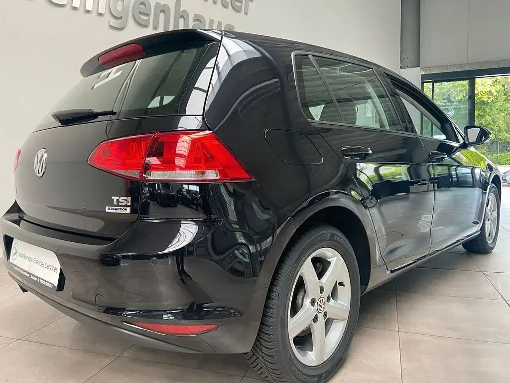 Gebraucht VW Golf VII 110 PS (80 kW) 2016 Schwarz Limousine