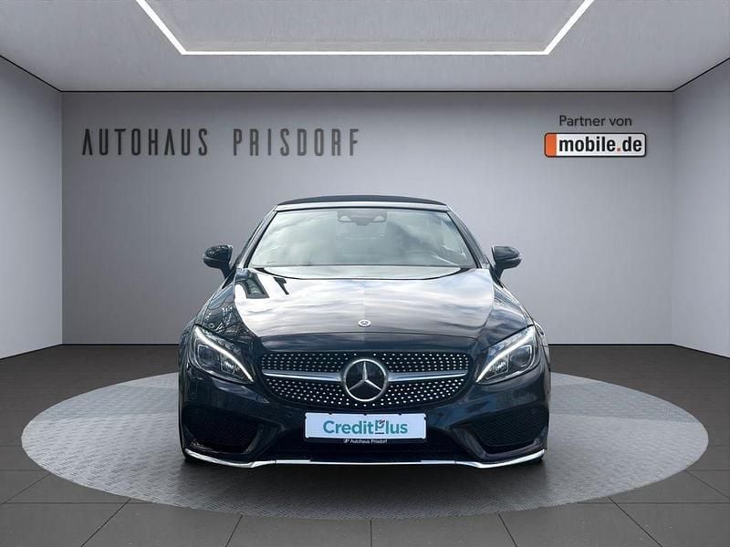 Second-hand Mercedes C220 AMG 170 CP (125 kW) 2018 Negru Cabrio