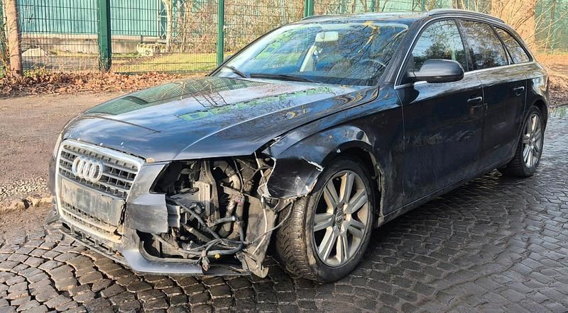 Gebraucht Audi A4 190 PS (139 kW) 2009 Grau Kombi