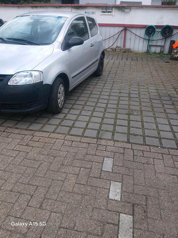 Usado VW Fox 70 HP (51 kW) 2010 Prateado Citadino