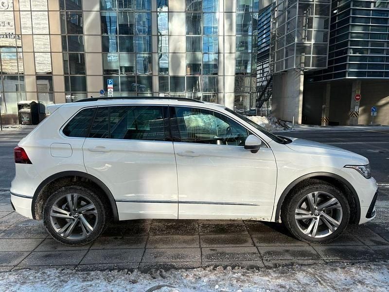 Gebraucht VW Tiguan R-line 245 PS (180 kW) 2022 Weiß SUV