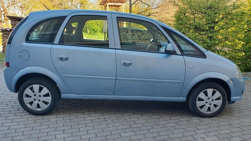 Second-hand Opel Meriva 125 CP (91 kW) 2007 Albastru Monovolum