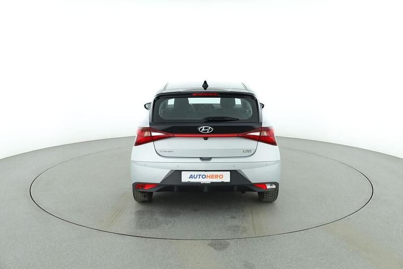 Gebraucht Hyundai i20 Intro Edition 101 PS (74 kW) 2021 Grau Kleinwagen