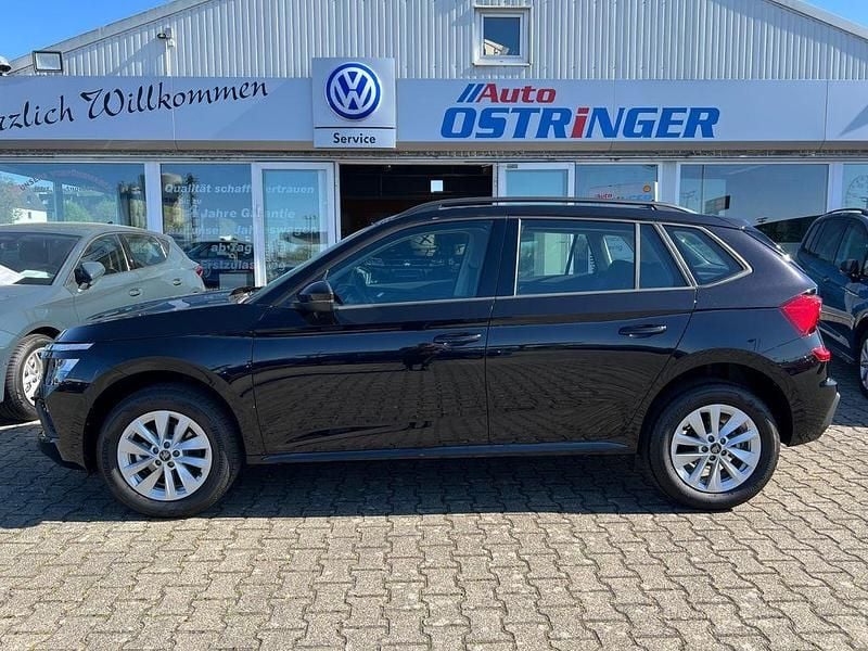 Neu Skoda Kamiq Essence 116 PS (85 kW) 2026 Schwarz SUV