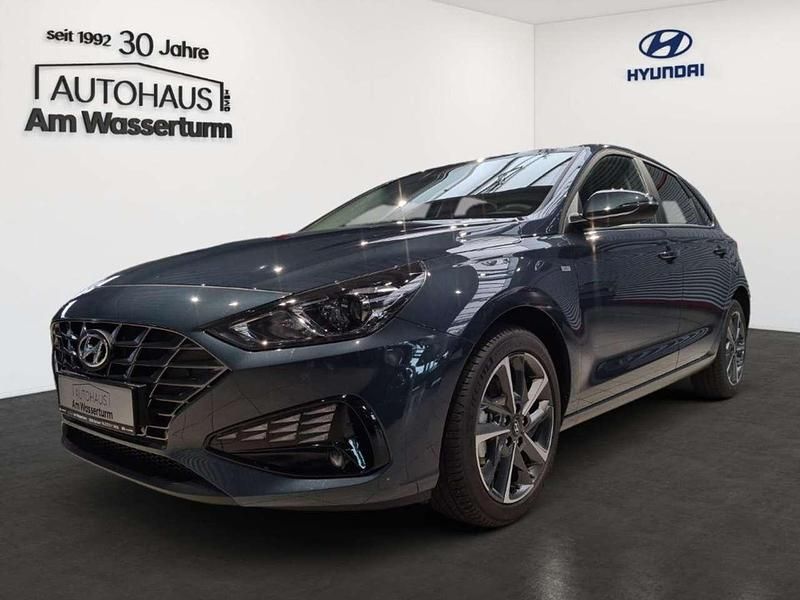 Teal blue / met Neu 2024 Hyundai i30 Trend Limousine | 23.999 € (Fairer Preis) - Bild 1/4