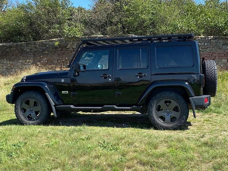 Schwarz Gebraucht 2019 Jeep Wrangler Unlimited SUV | 35.900 € (Superpreis) - Bild 1/4