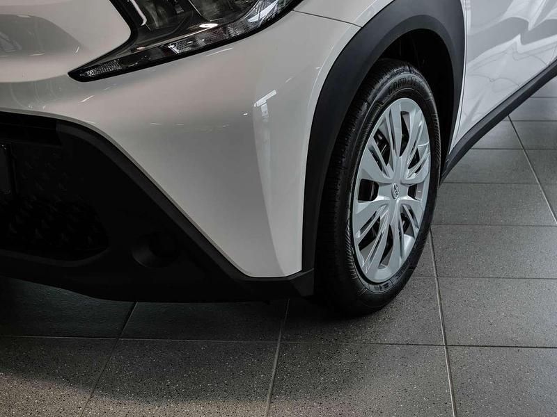 Neu Toyota Aygo X Play 72 PS (52 kW) 2026 Weiß SUV