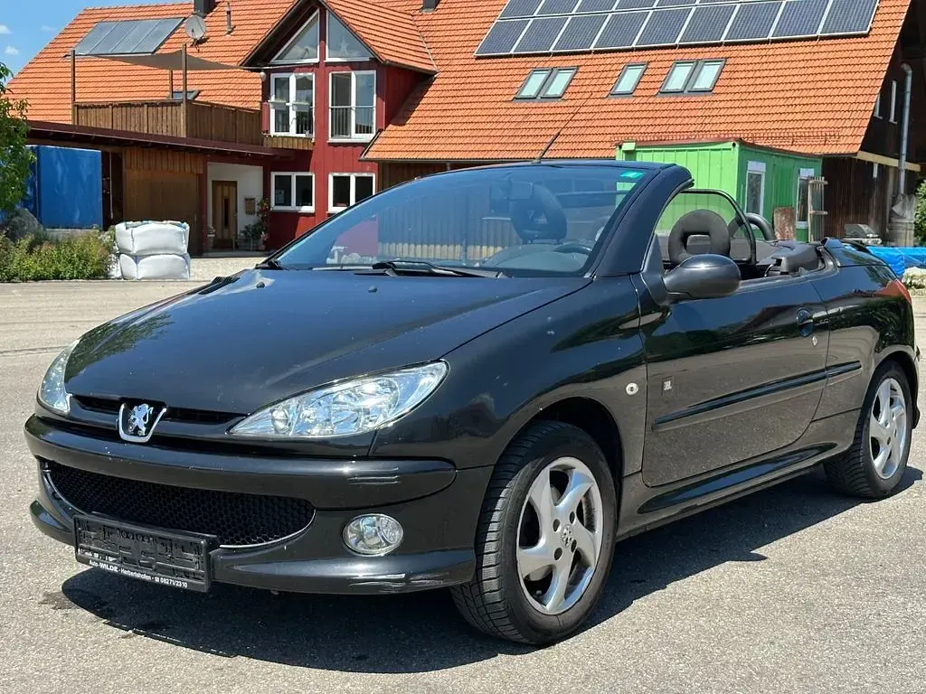 Gebraucht Peugeot 206 CC 109 PS (80 kW) 2006 Schwarz Cabrio