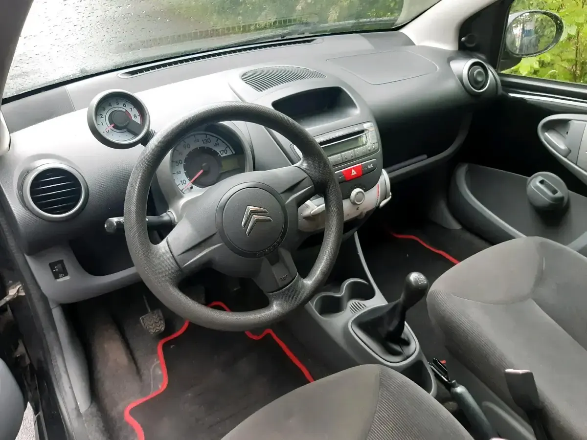 Gebraucht Citroën C1 70 PS (51 kW) 2007 Schwarz Kleinwagen