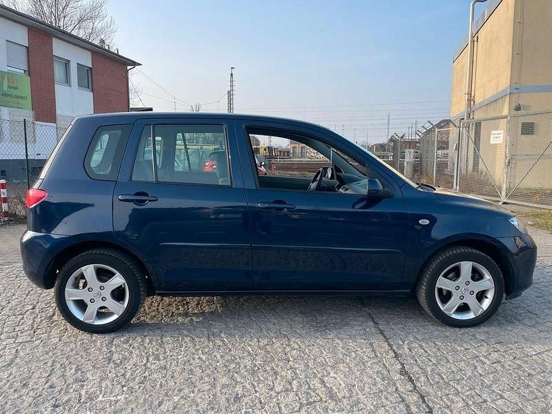 Gebraucht Mazda 2 Active 80 PS (58 kW) 2005 Blau Kleinwagen