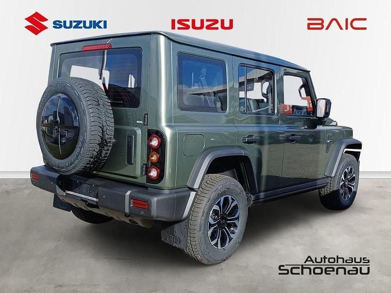 Neu BAW 212 166 PS (122 kW) 2026 Grün SUV