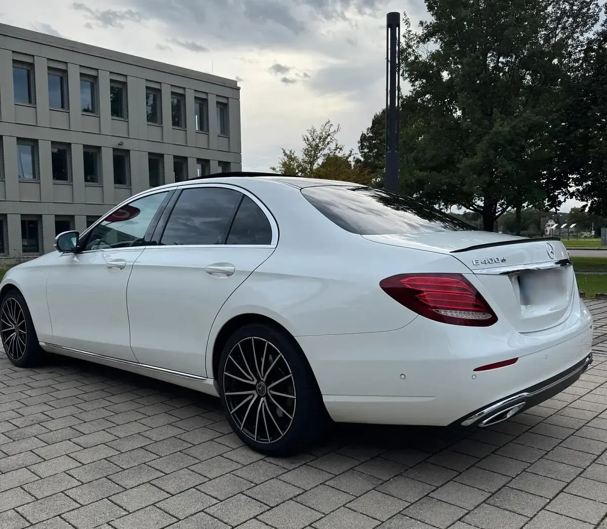 Gebraucht Mercedes E400 340 PS (250 kW) 2018 Weiß Limousine