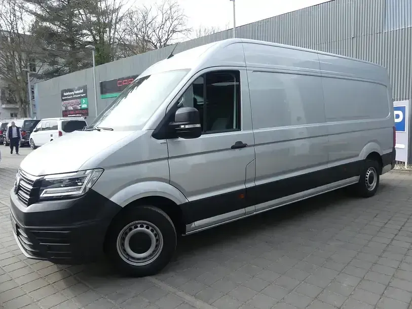 Używany VW Crafter 177 KM (130 kW) 2022 Srebrny Van
