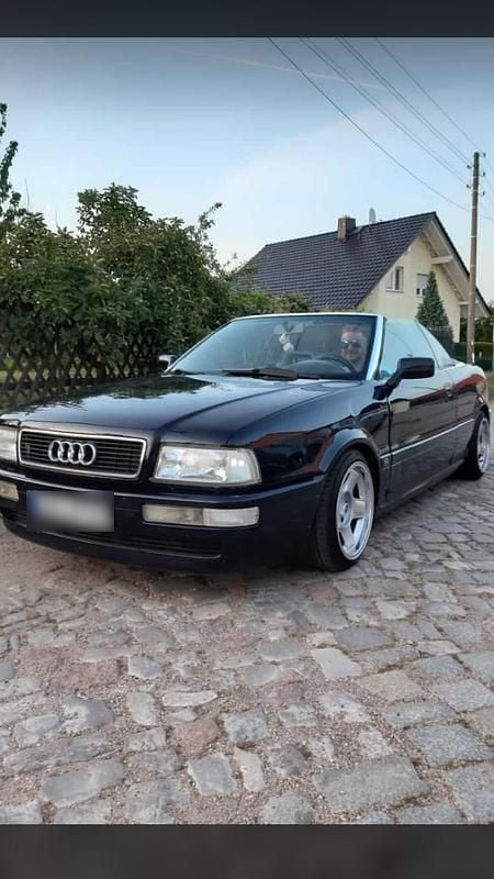 Second-hand Audi 80 Basis 116 CP (85 kW) 1994 Albastru Cabrio